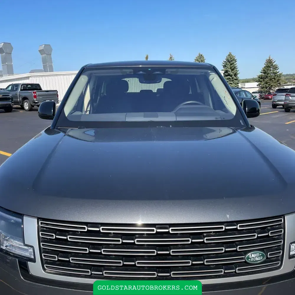 2023 Land Rover Range Rover P530 SE