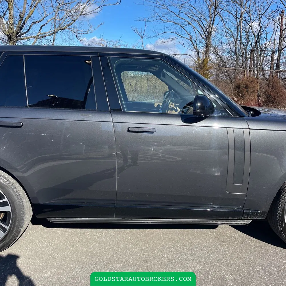 2023 Land Rover Range Rover P530 SE