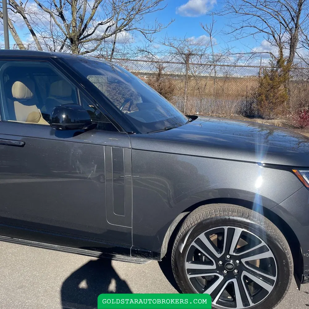 2023 Land Rover Range Rover P530 SE