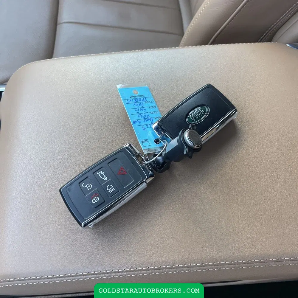 2023 Land Rover Range Rover P530 SE