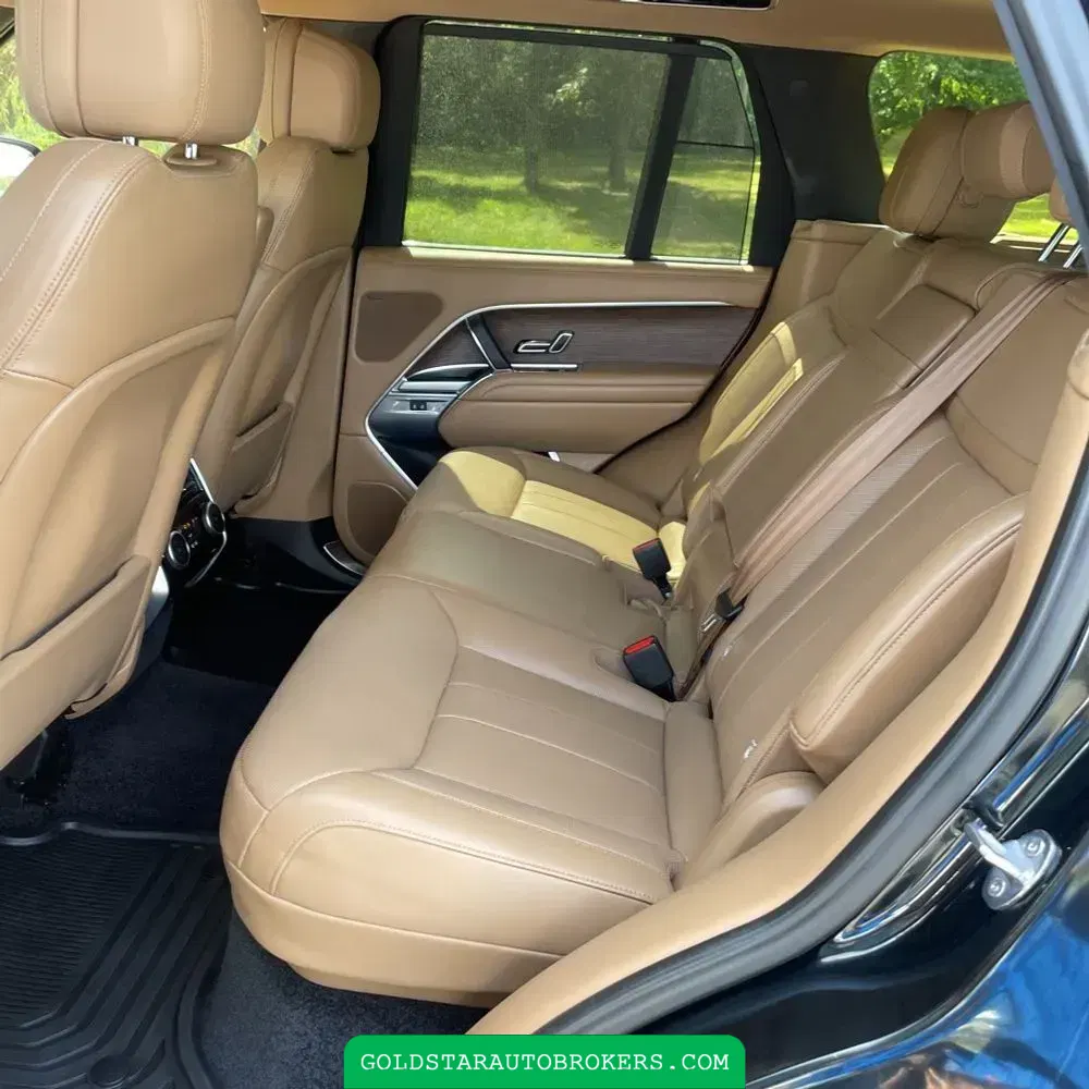 2023 Land Rover Range Rover SE