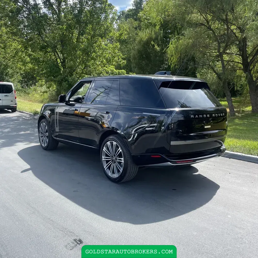 2023 Land Rover Range Rover SE