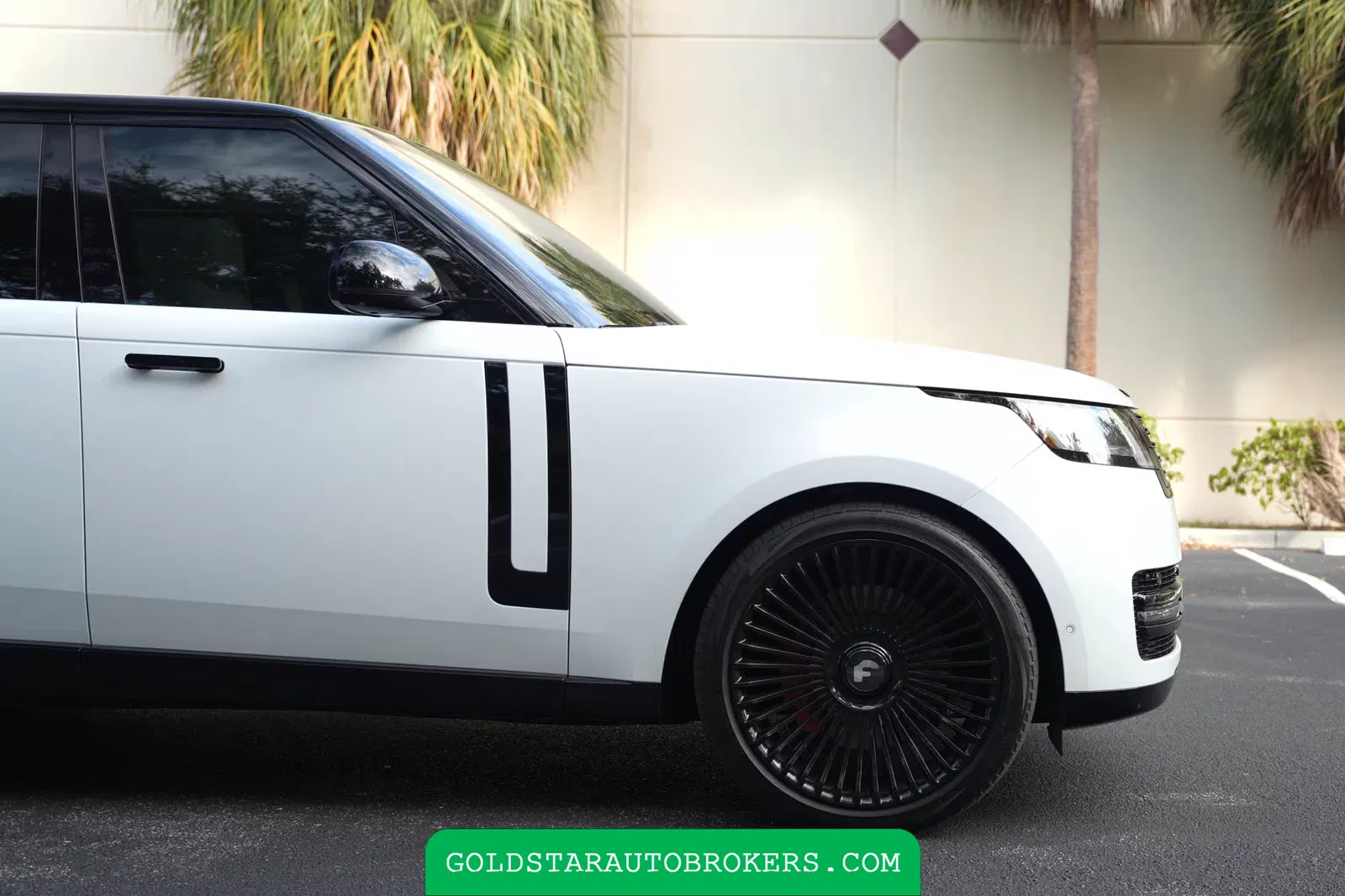 2023 Land Rover Range Rover SE