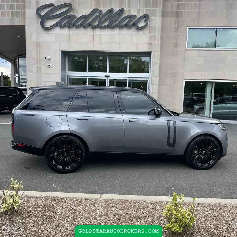 2023 Land Rover Range Rover SE