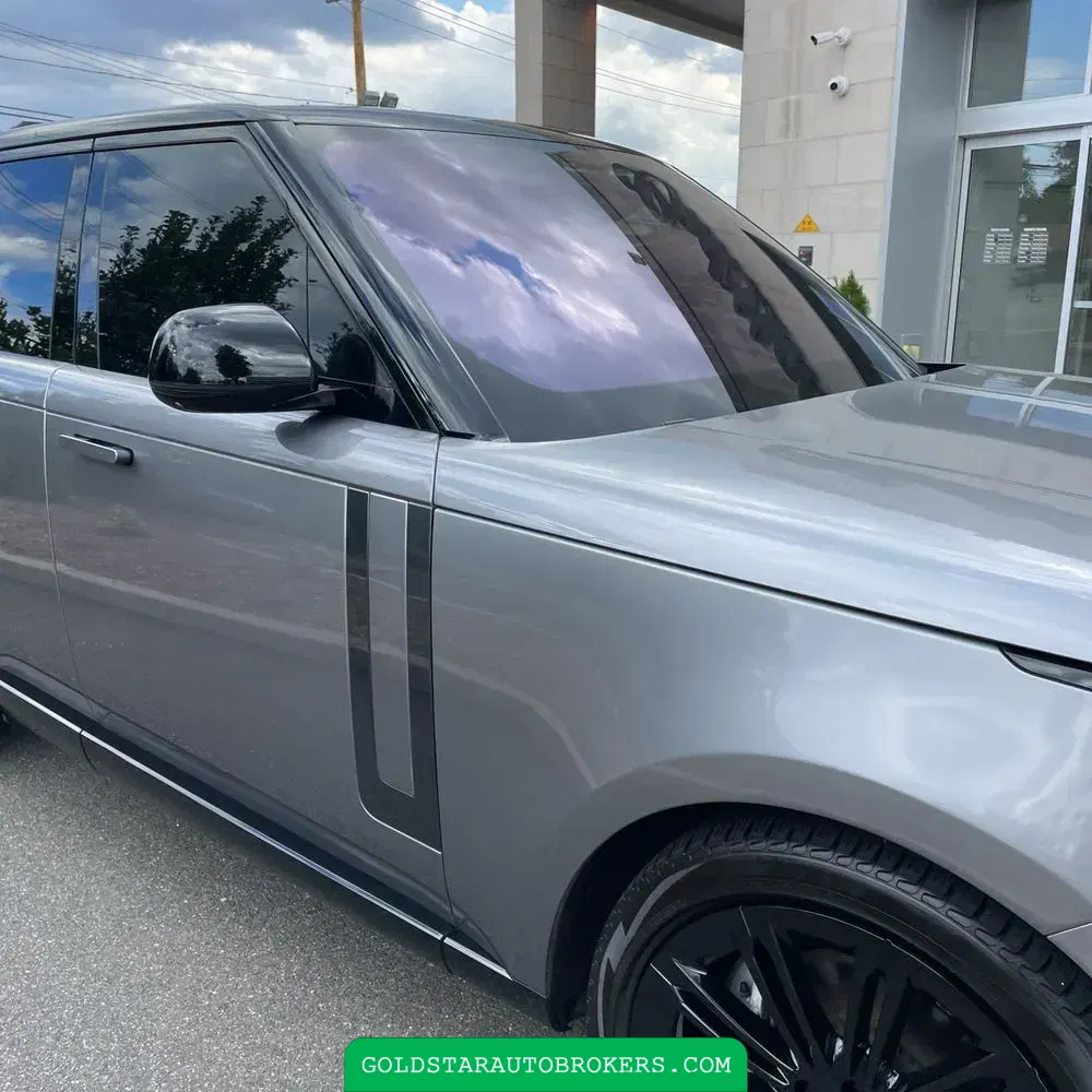 2023 Land Rover Range Rover SE
