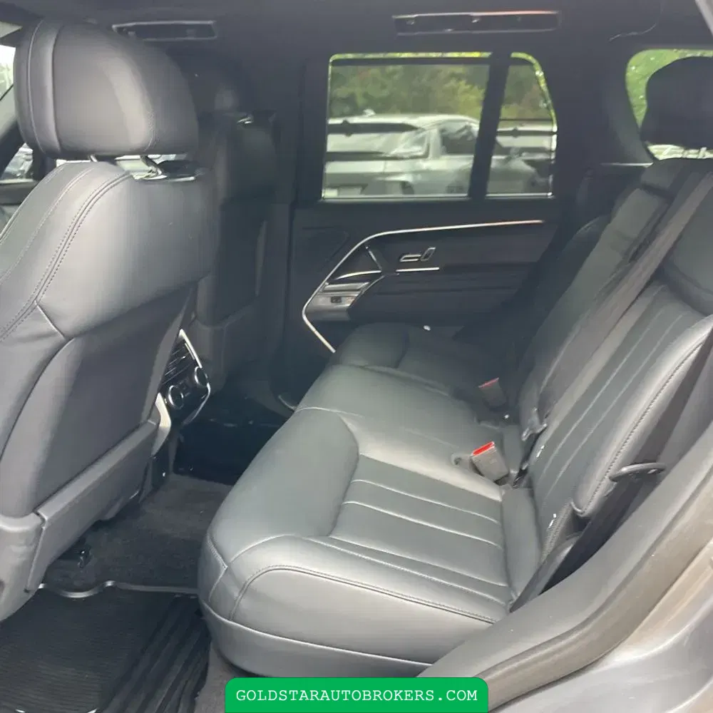 2023 Land Rover Range Rover SE