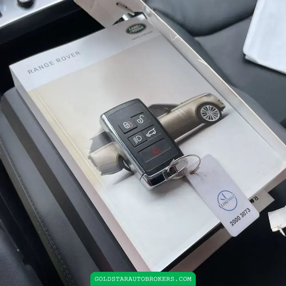 2023 Land Rover Range Rover SE