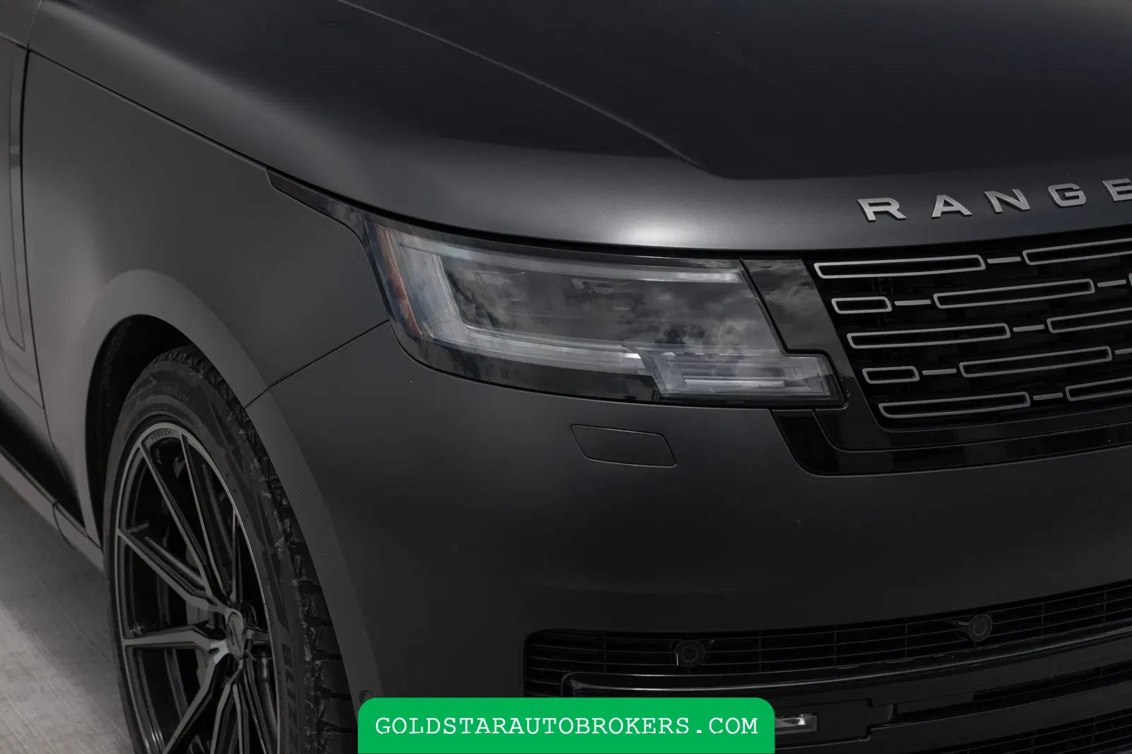 2023 Land Rover Range Rover P530 SE