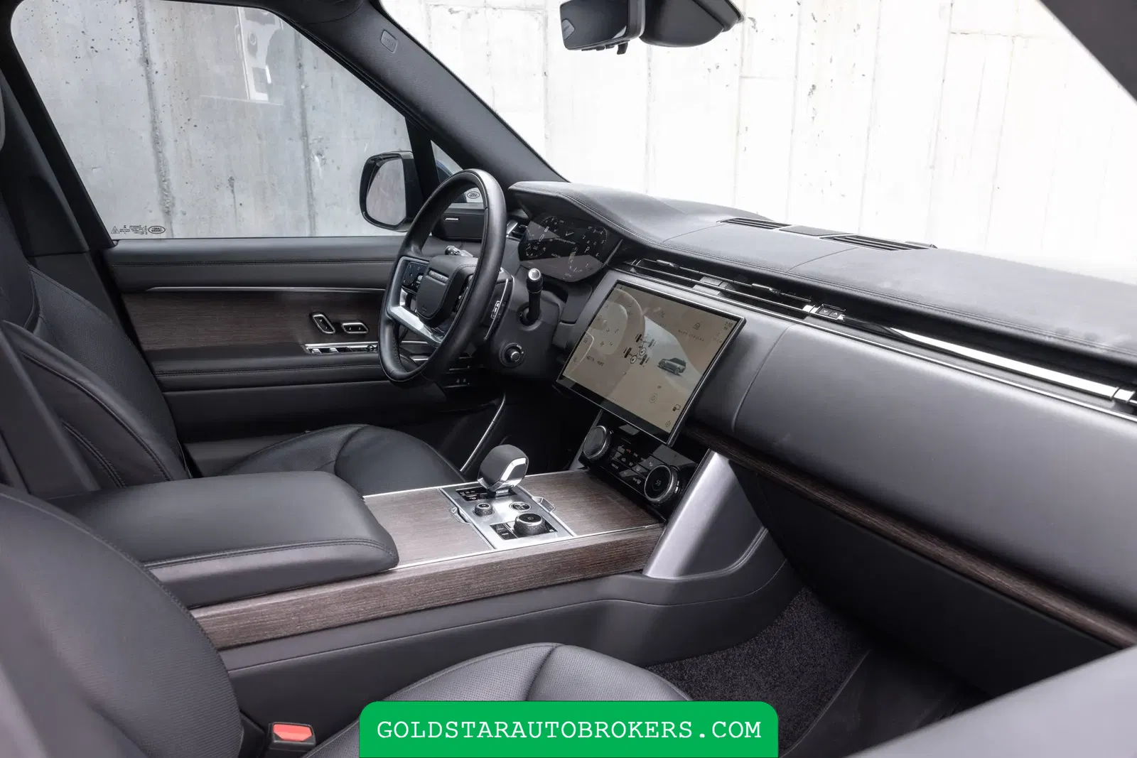 2023 Land Rover Range Rover P530 SE
