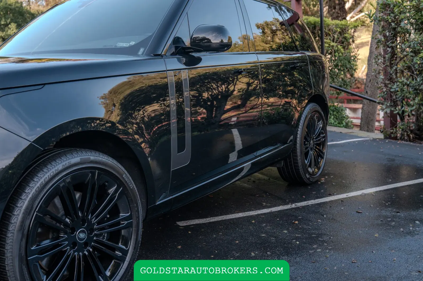 2025 Land Rover Range Rover P530 SE