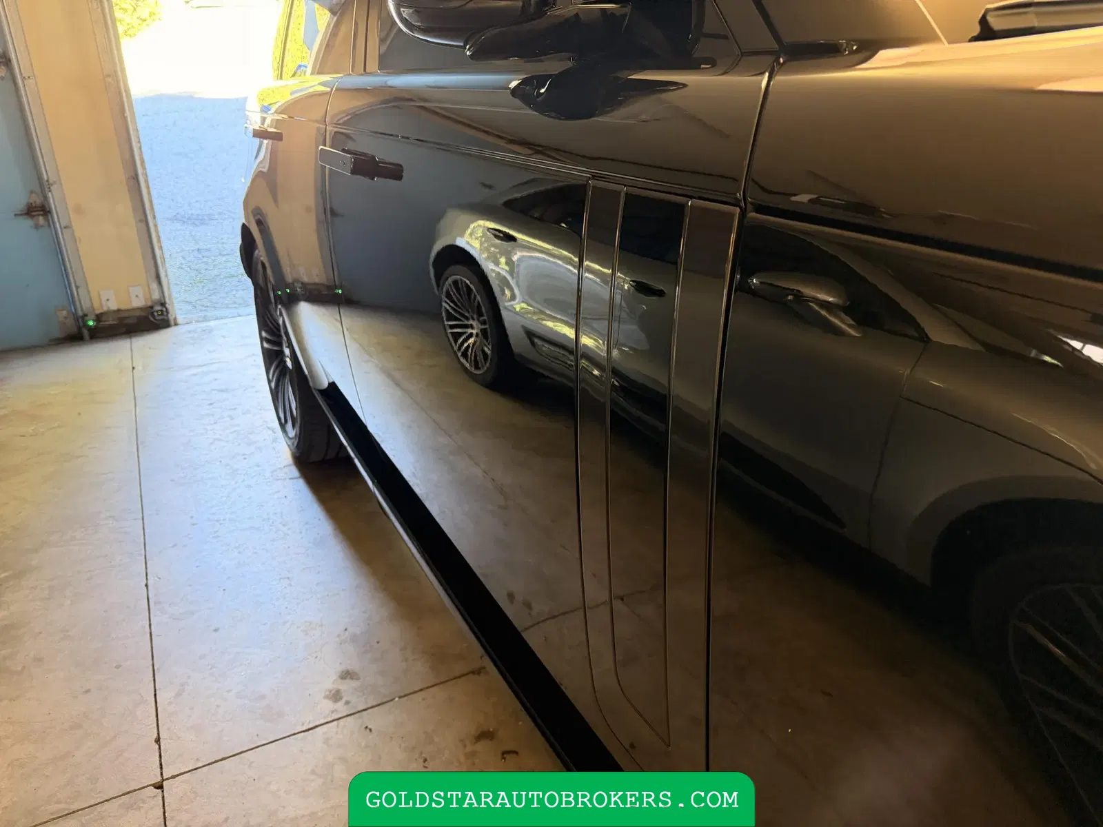 2025 Land Rover Range Rover P530 SE