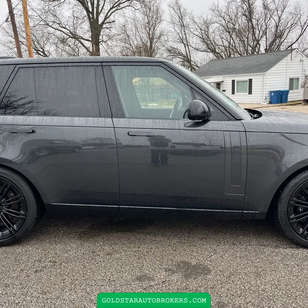2024 Land Rover Range Rover P530 SE