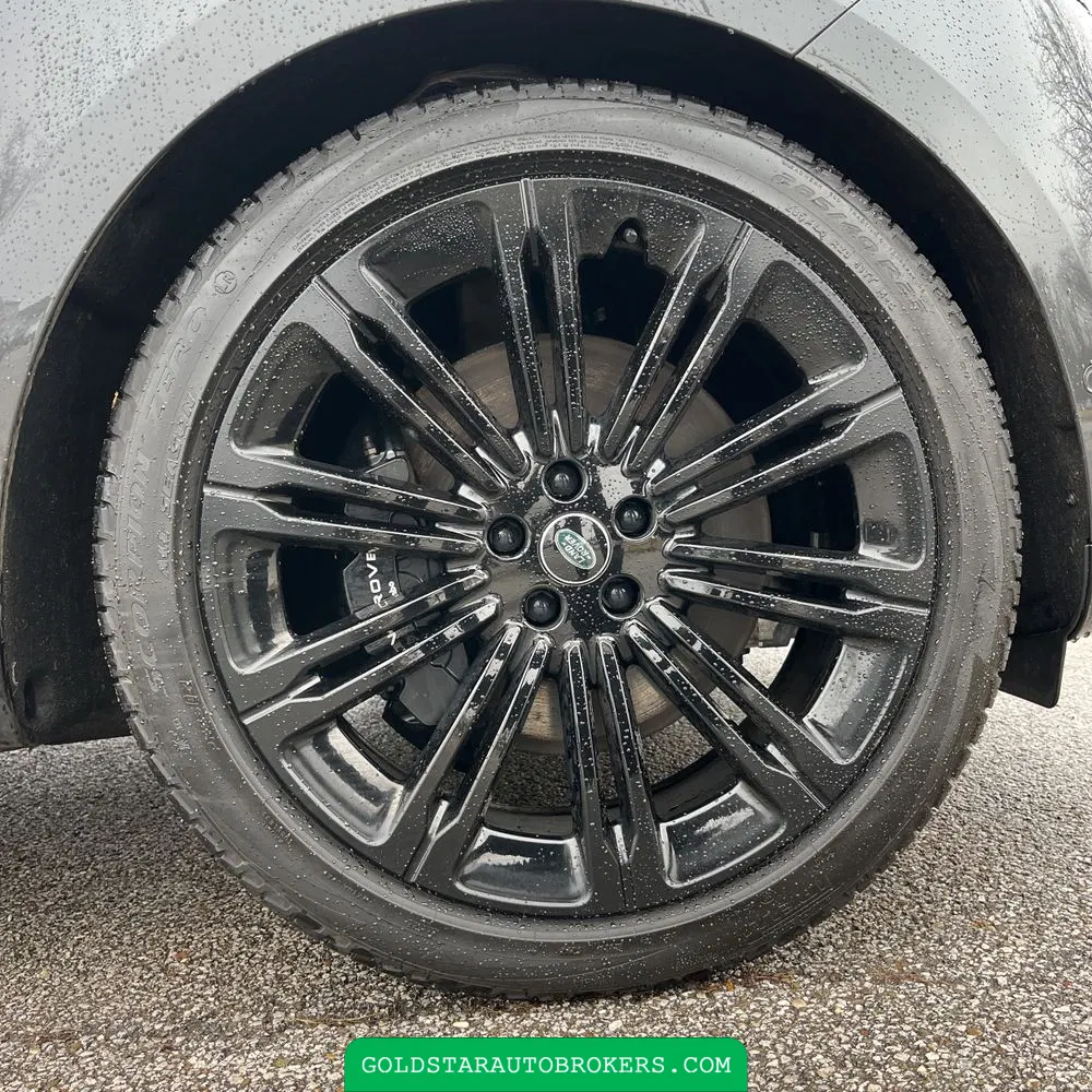 2024 Land Rover Range Rover P530 SE