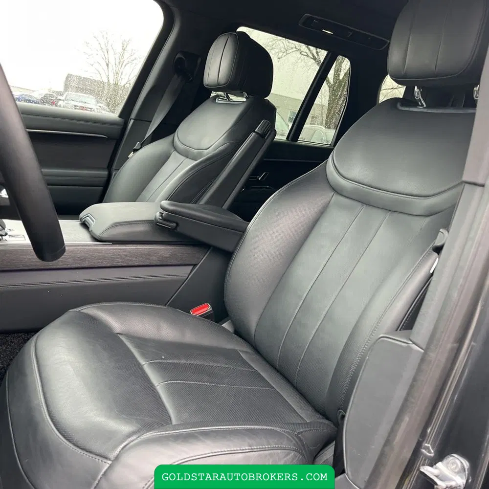 2024 Land Rover Range Rover P530 SE