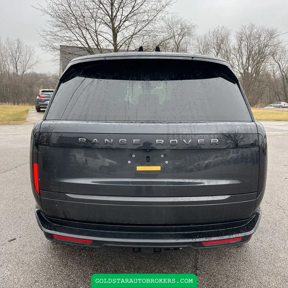 2024 Land Rover Range Rover P530 SE