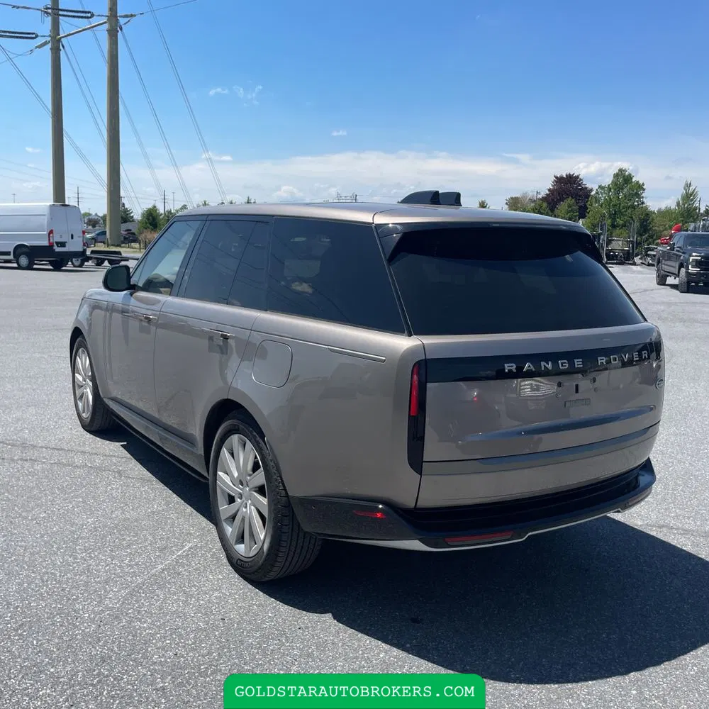 2023 Land Rover Range Rover P440e SE