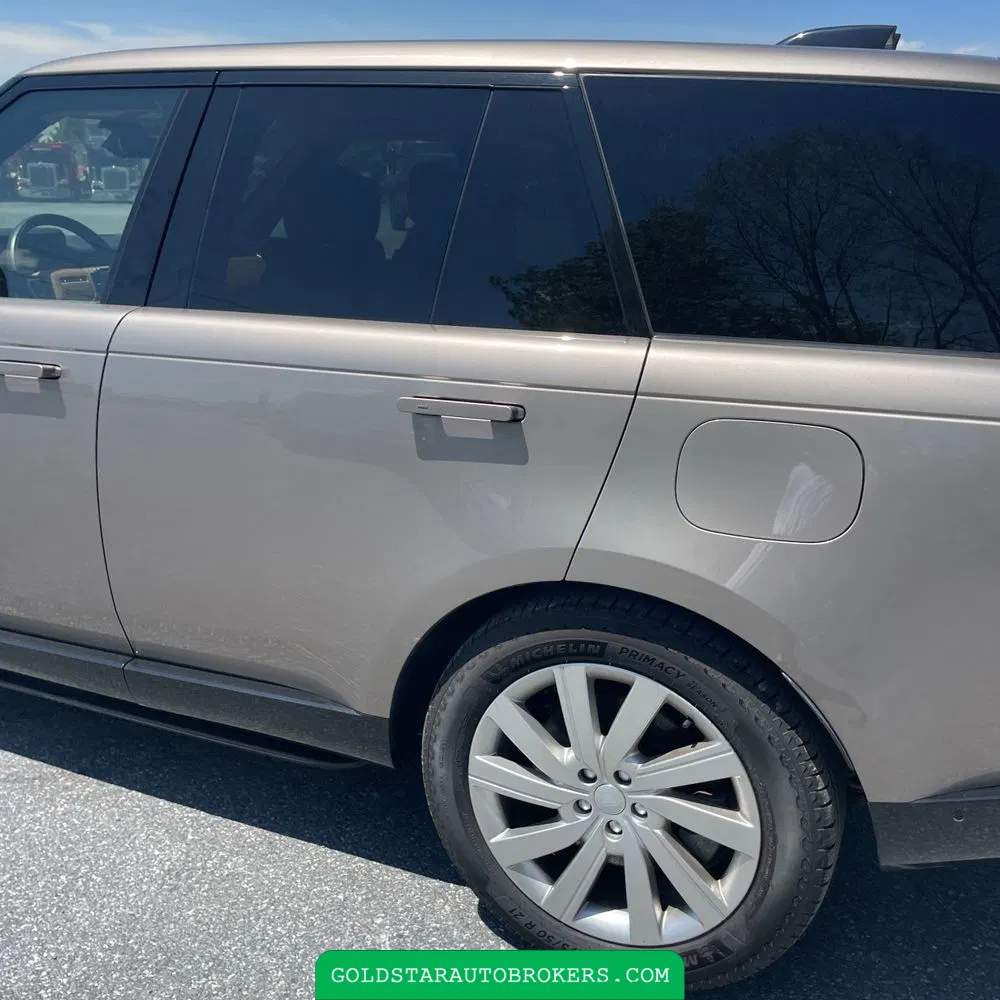 2023 Land Rover Range Rover P440e SE