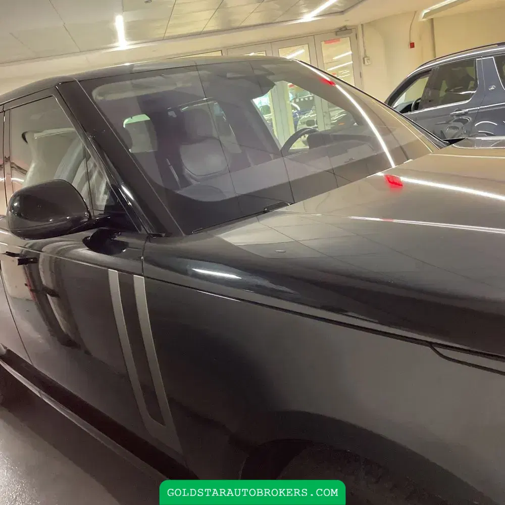 2023 Land Rover Range Rover SE