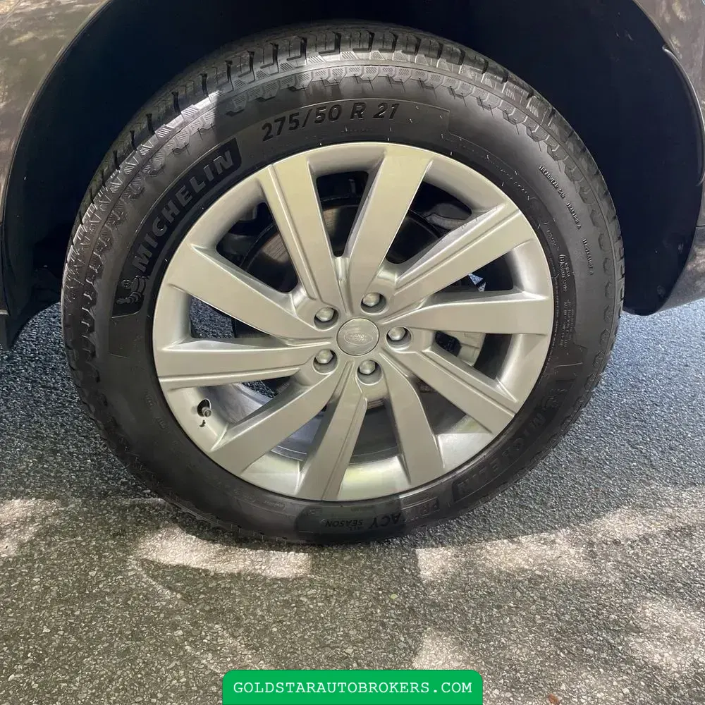 2023 Land Rover Range Rover SE