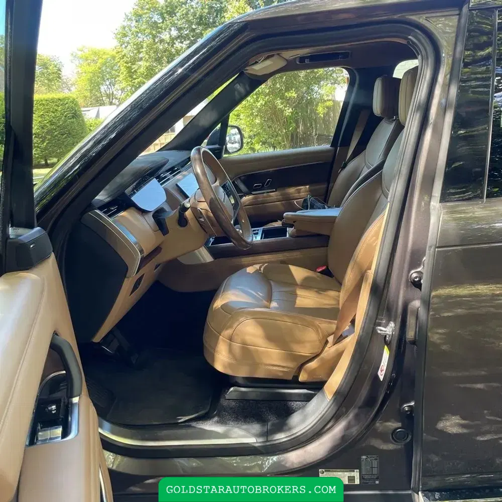 2023 Land Rover Range Rover SE