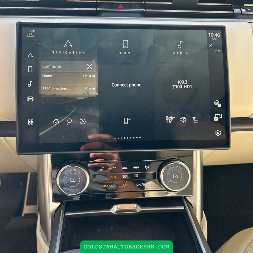 2023 Land Rover Range Rover SE