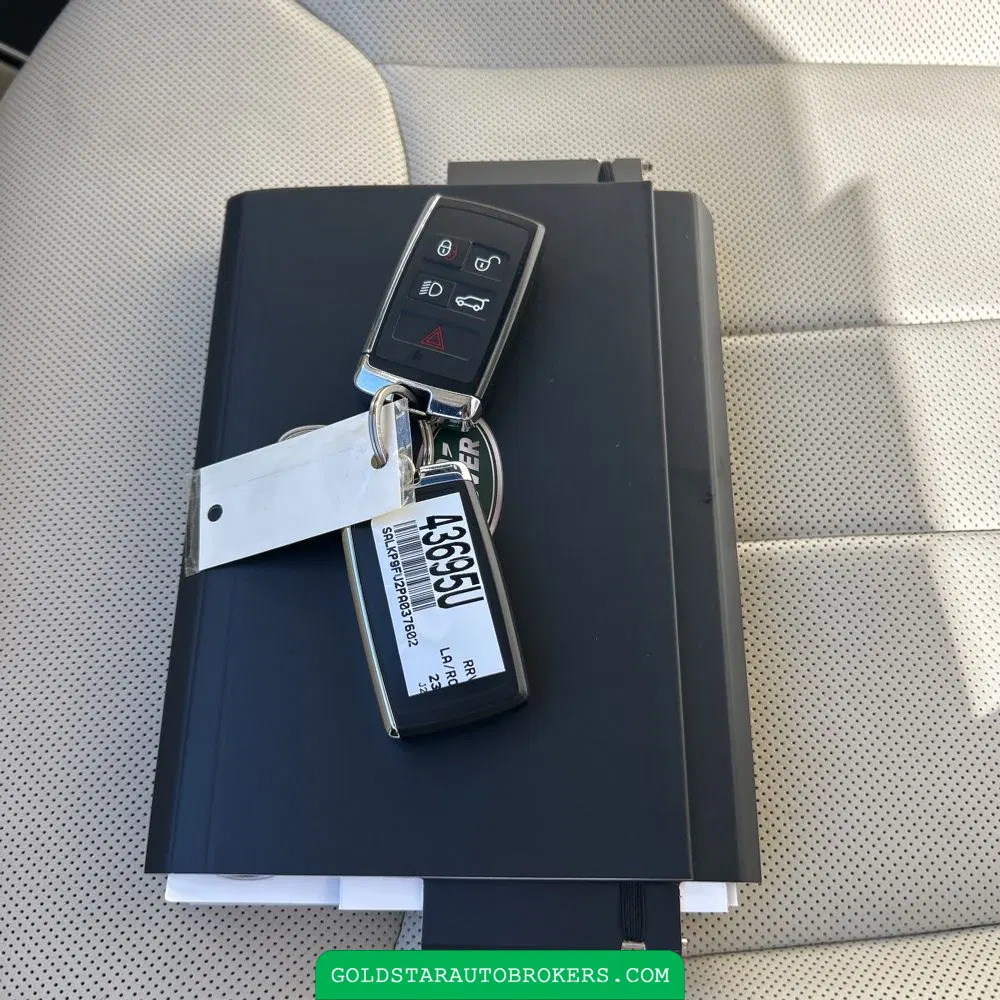 2023 Land Rover Range Rover SE