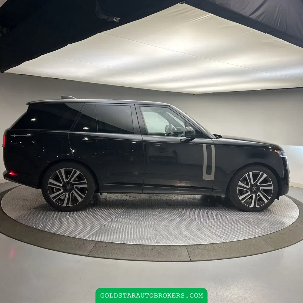 2023 Land Rover Range Rover P400 SE