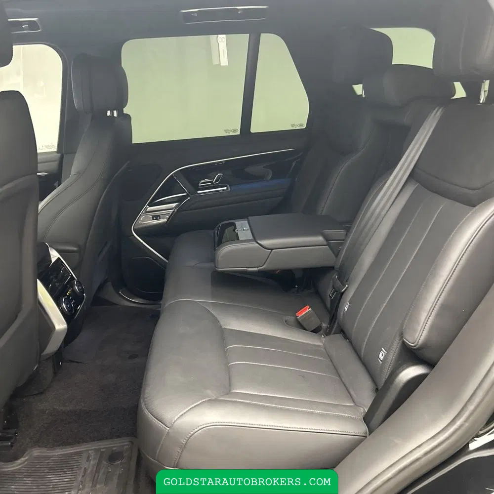 2023 Land Rover Range Rover P400 SE