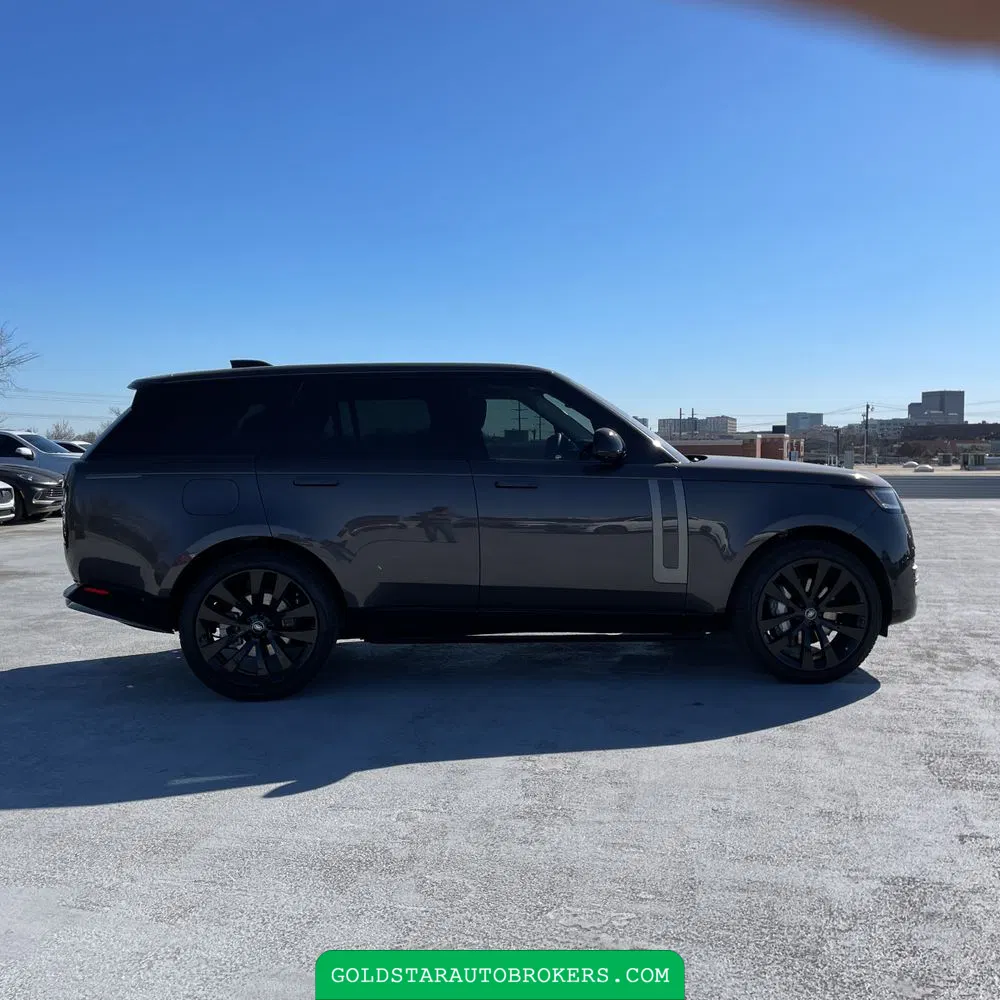 2023 Land Rover Range Rover P400 SE