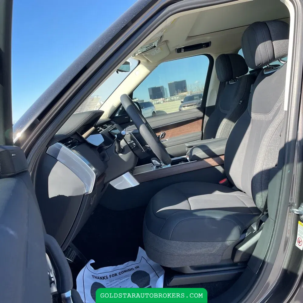 2023 Land Rover Range Rover P400 SE