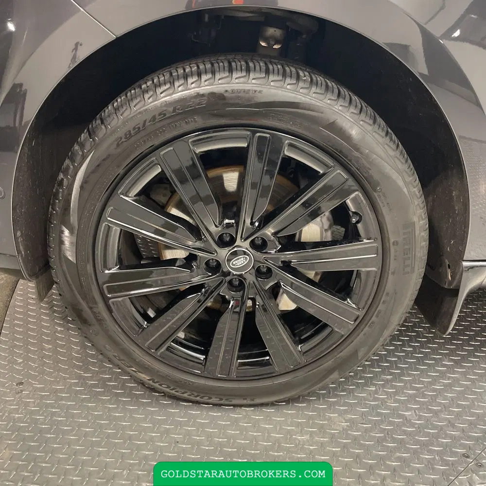 2023 Land Rover Range Rover P400 SE