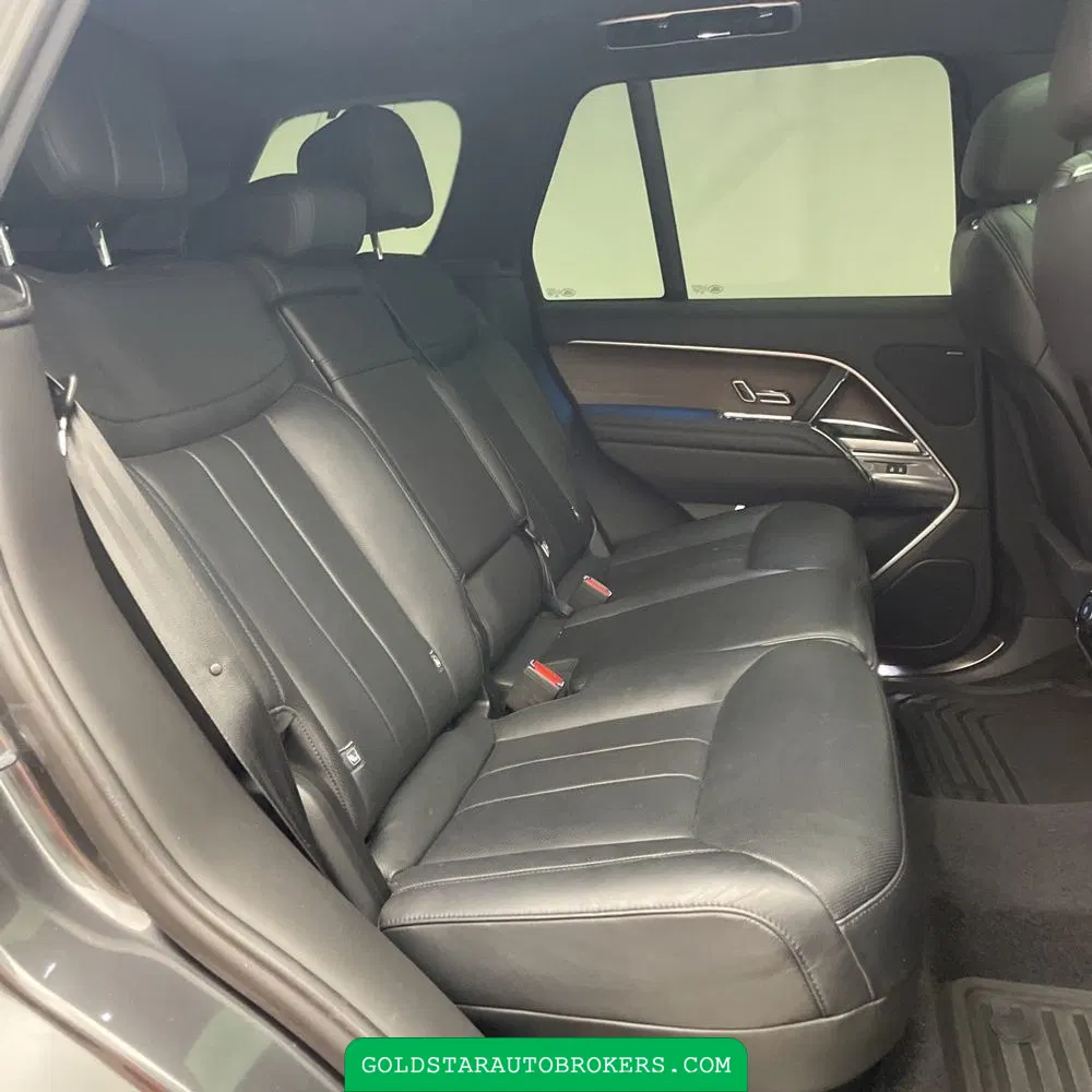 2023 Land Rover Range Rover P400 SE