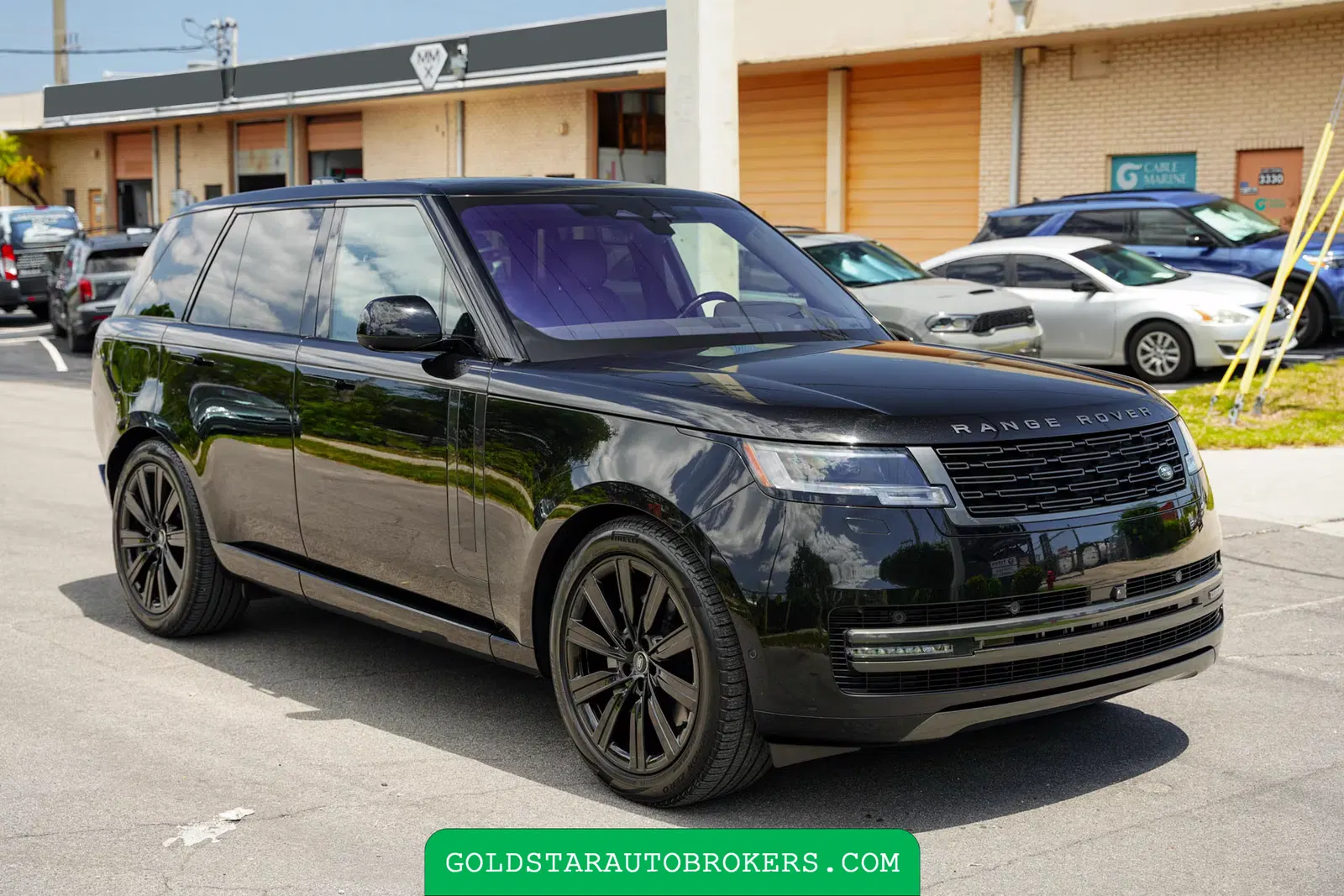 2023 Land Rover Range Rover SE P400