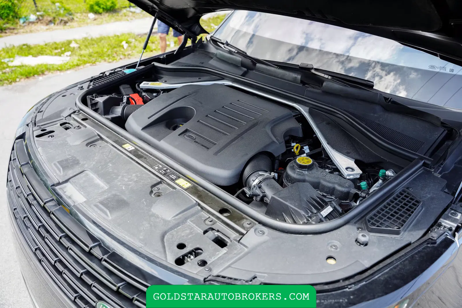 2023 Land Rover Range Rover SE P400