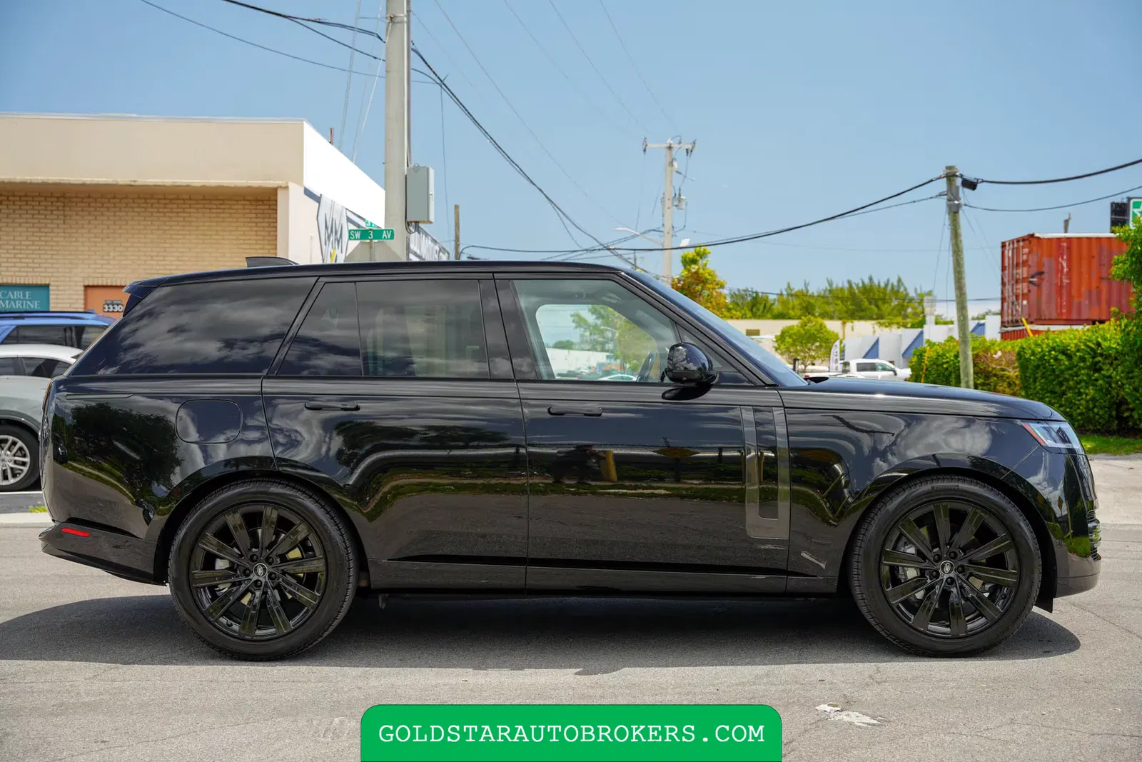 2023 Land Rover Range Rover SE P400