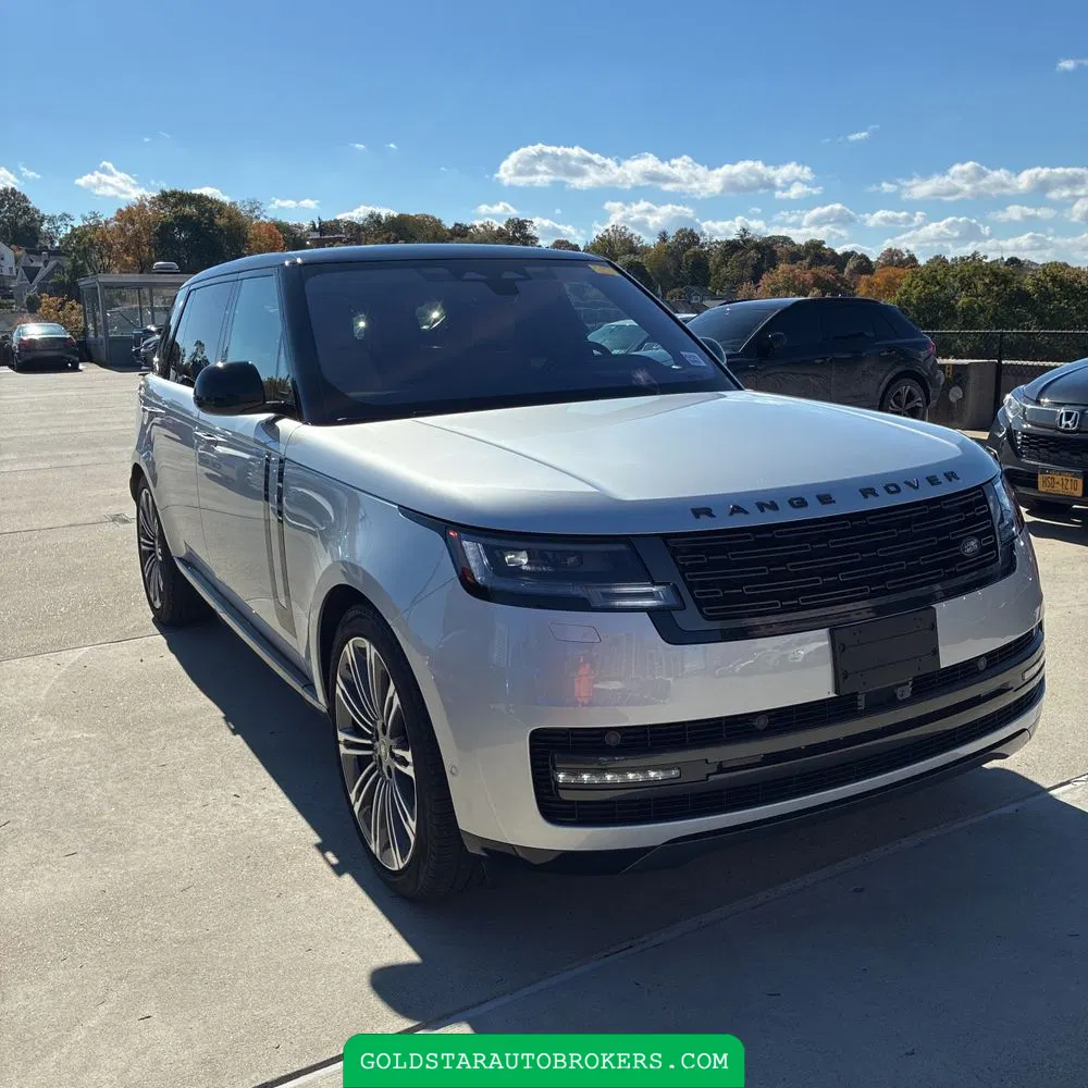 2023 Land Rover Range Rover P530 SE LWB