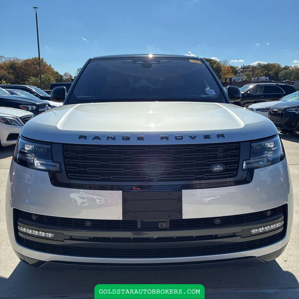 2023 Land Rover Range Rover P530 SE LWB
