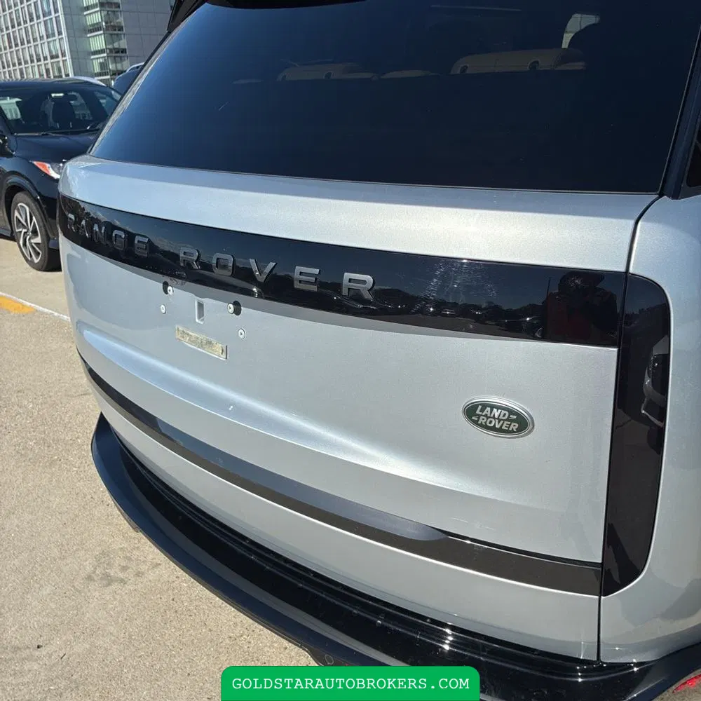 2023 Land Rover Range Rover P530 SE LWB