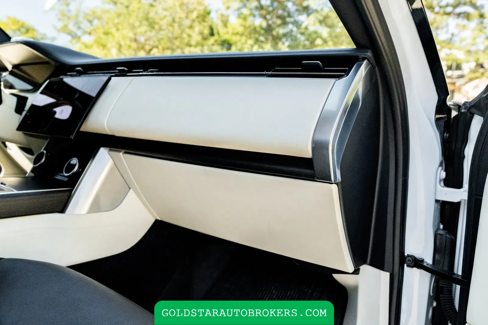 2022 Land Rover Range Rover P530 SE LWB