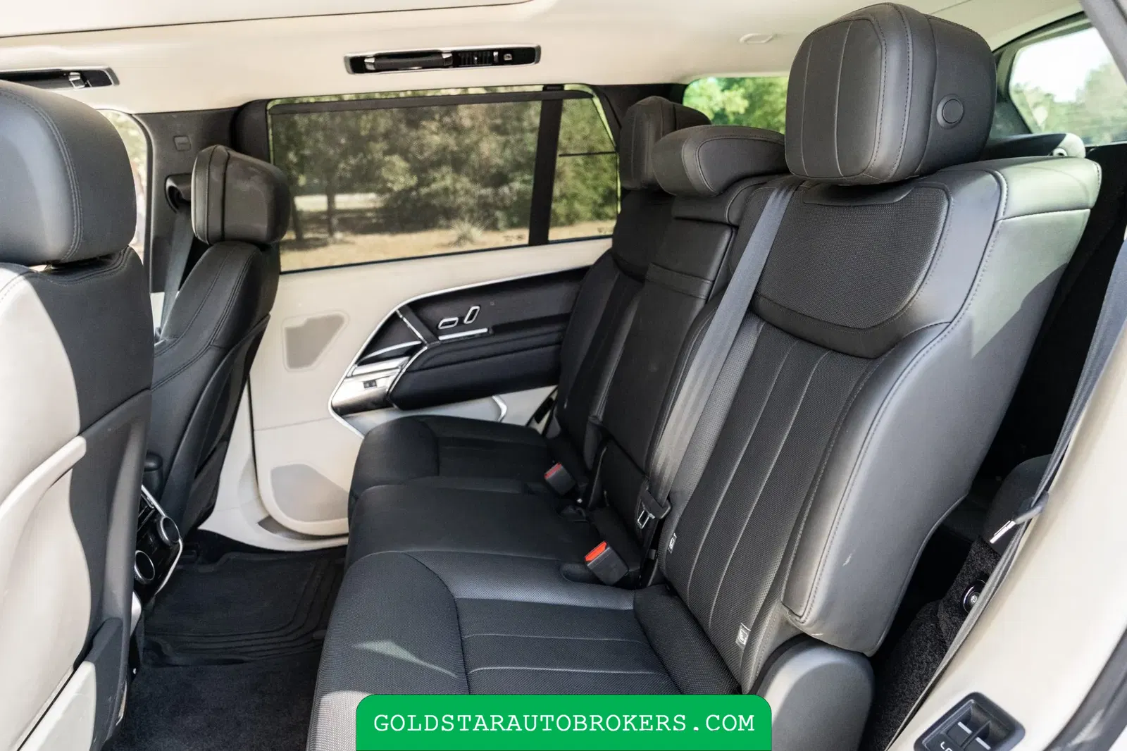 2022 Land Rover Range Rover P530 SE LWB