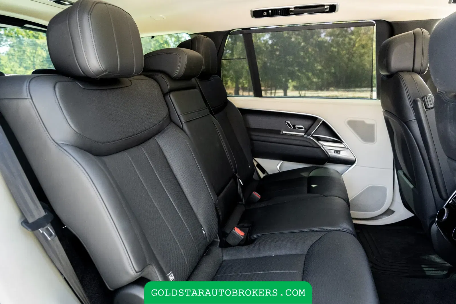 2022 Land Rover Range Rover P530 SE LWB
