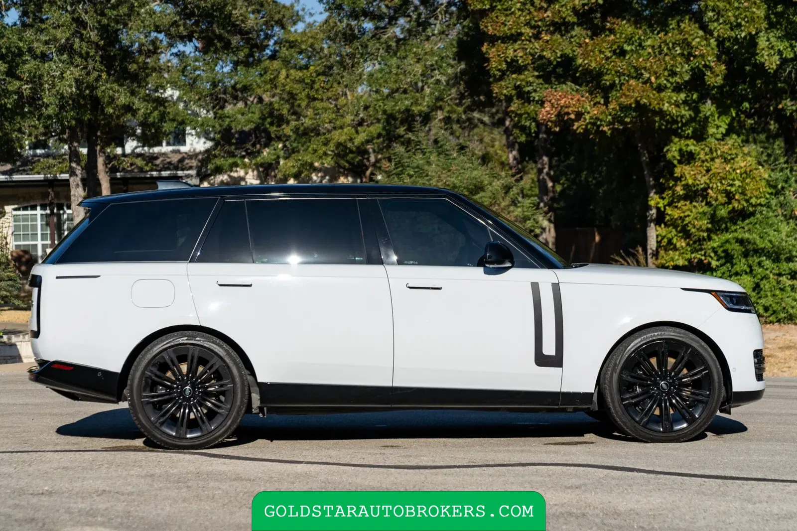 2022 Land Rover Range Rover P530 SE LWB