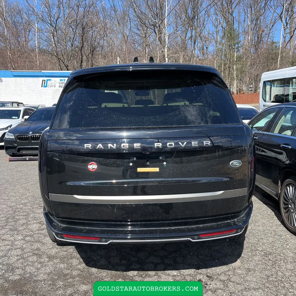 2023 Land Rover Range Rover P530 SE LWB