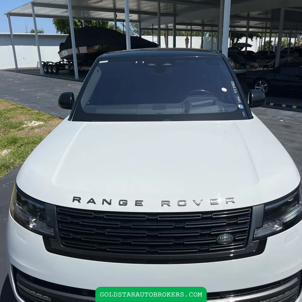 2023 Land Rover Range Rover P530 SE LWB