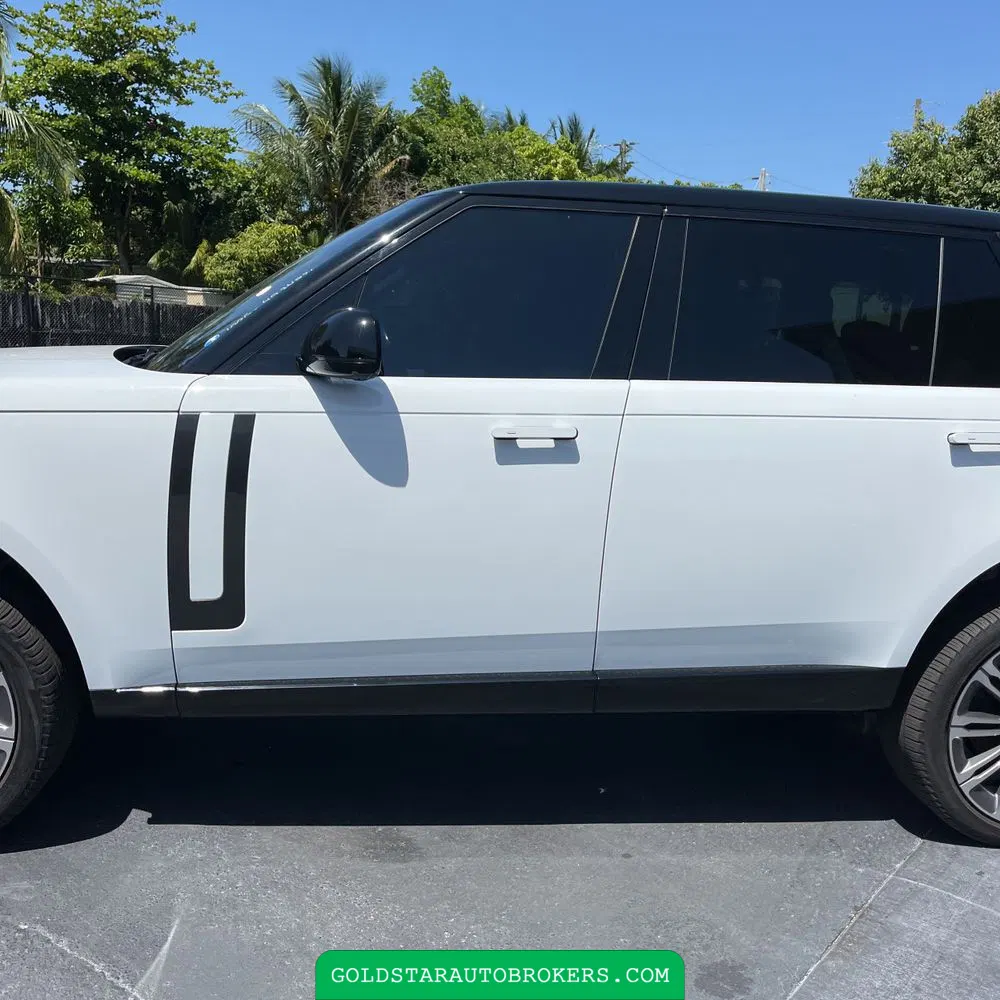 2023 Land Rover Range Rover P530 SE LWB