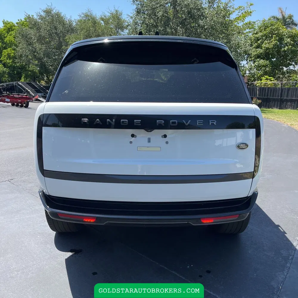 2023 Land Rover Range Rover P530 SE LWB