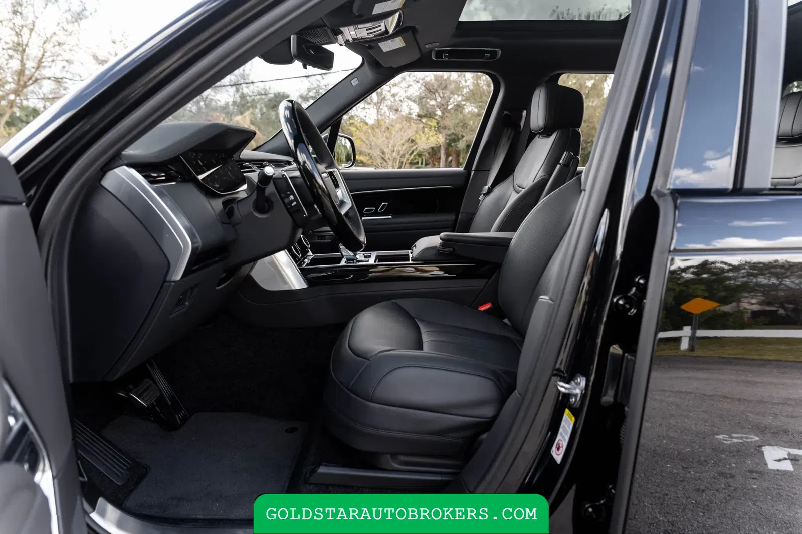 2023 Land Rover Range Rover P530 SE