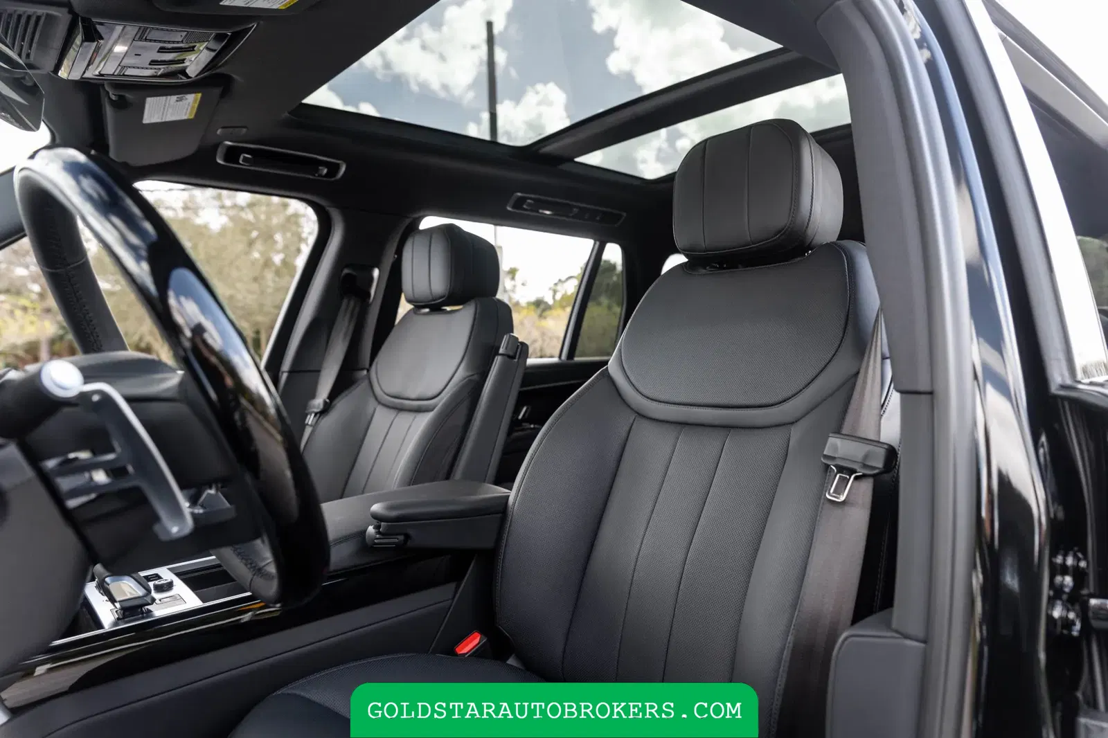 2023 Land Rover Range Rover P530 SE
