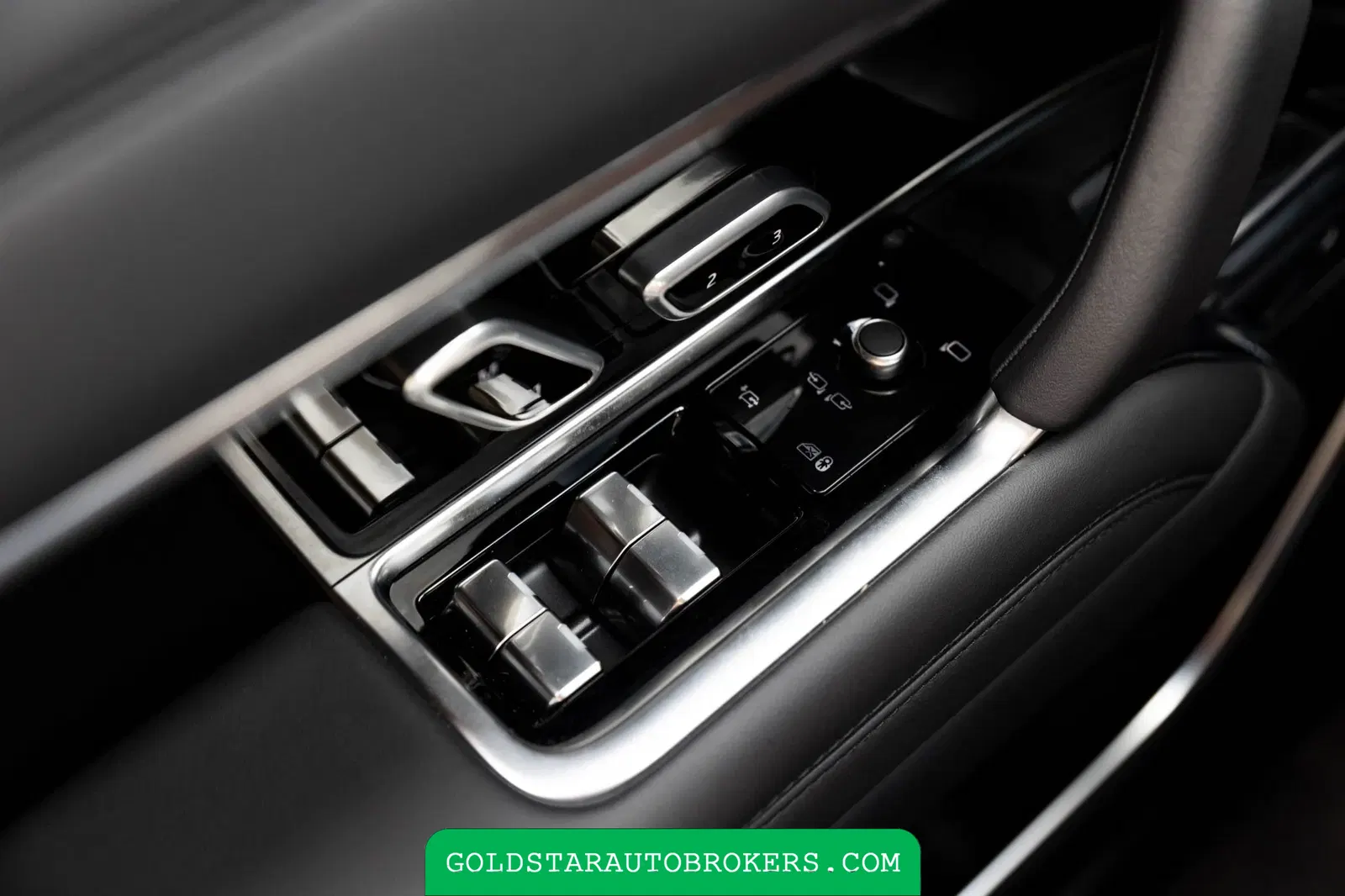 2023 Land Rover Range Rover P530 SE