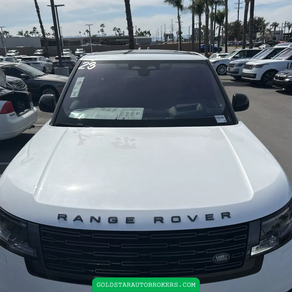 2023 Land Rover Range Rover P530 SE LWB